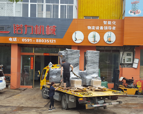 福州(zhōu)電動叉(cha)車