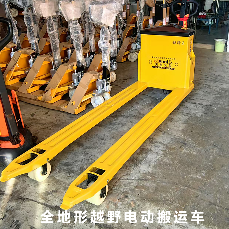 工(gōng)地越野搬運